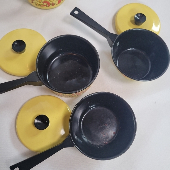 VTG Mini Mushroom Pots Pans Tea Coffee Kettle Set Lot of 13 Pieces - Picture 3 of 13